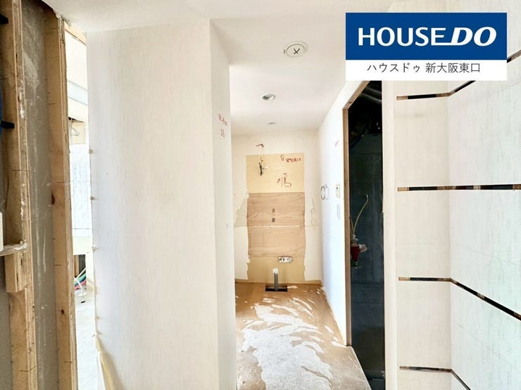 【先行内覧開始!】
リフォームアップすると、たくさんの方が一斉に内覧されます。
リフォーム中ですが、中をご案内可能です!
ぜひご予約下さい。