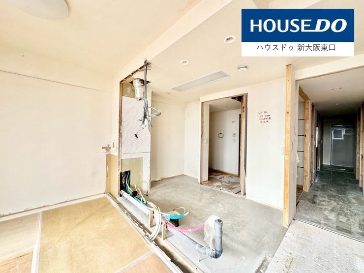 【先行内覧開始!】
リフォームアップすると、たくさんの方が一斉に内覧されます。
リフォーム中ですが、中をご案内可能です!
ぜひご予約下さい。