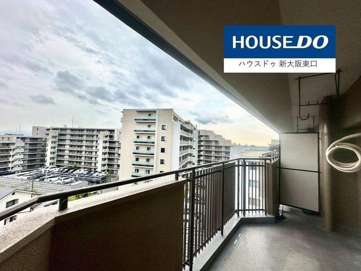 南東向きのバルコニー
遮蔽物は何もございません。