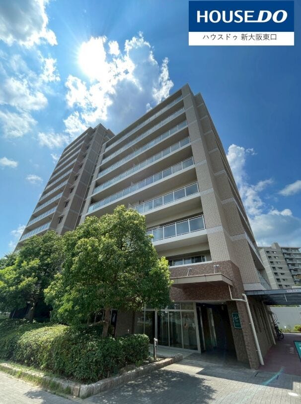 ダウンライトのおかげで、お部屋全体がやわらかく明るい印象です。