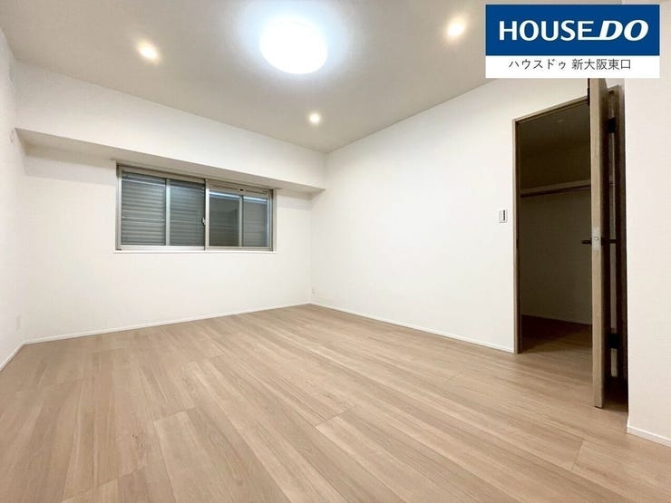 洋室9.0帖
ウォークインクローゼットもあるので、夫婦の寝室にぴったりですね!