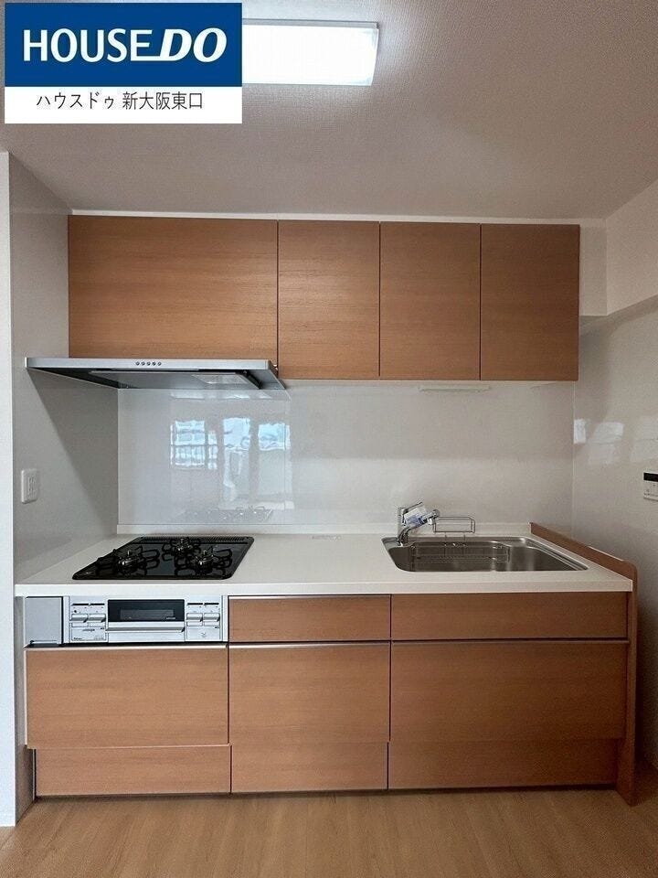 キッチンは新品ピカピカ