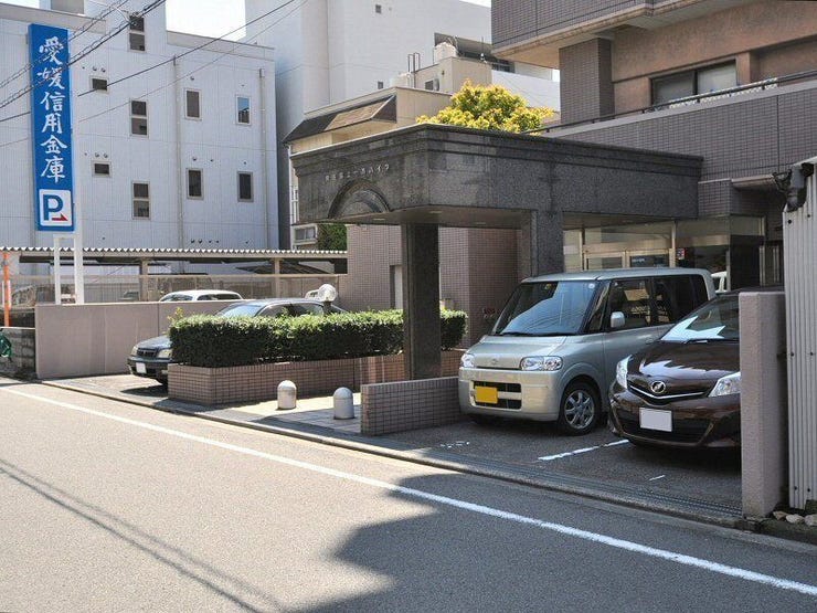 駐車場、前面道路