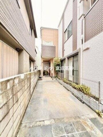 カースペース、ご家族の自転車やバイクのスペースもにもお使い頂けます。