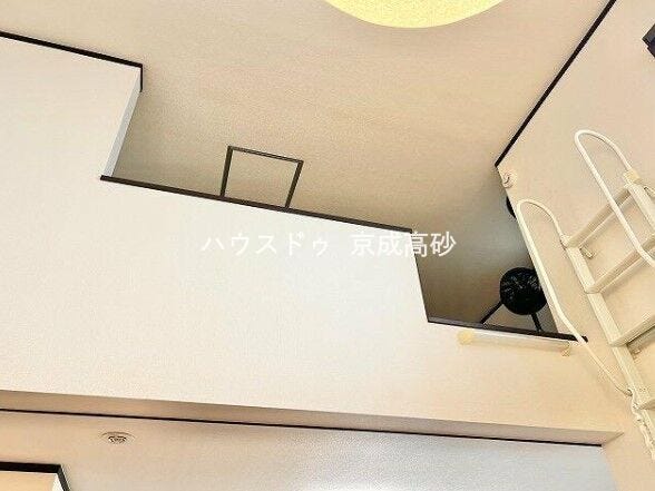 リビングにあるロフト、子供部屋や物置など自由自在に活用できます。