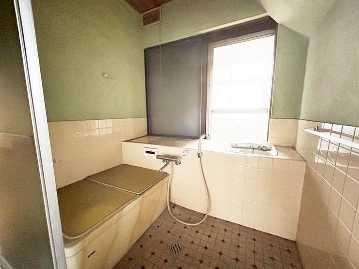 【駐車場2台以上】閑静な住宅街♪日当たり良好♪整形地♪都市ガス♪スーパーまで徒歩10分圏内♪