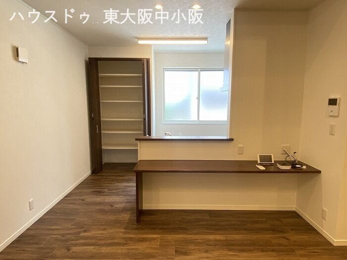 カウンターはお子様の勉強スペースとしてもお使いいただけます♪