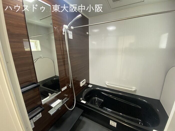 広めのバス
浴室乾燥機つき♪