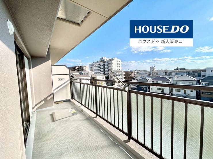 南向きのバルコニー 
ワイドめです。