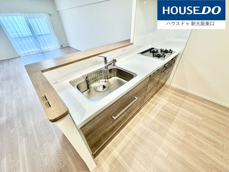 【新設】
食洗器、マルチリモコンつきの最新式システムキッチンです。