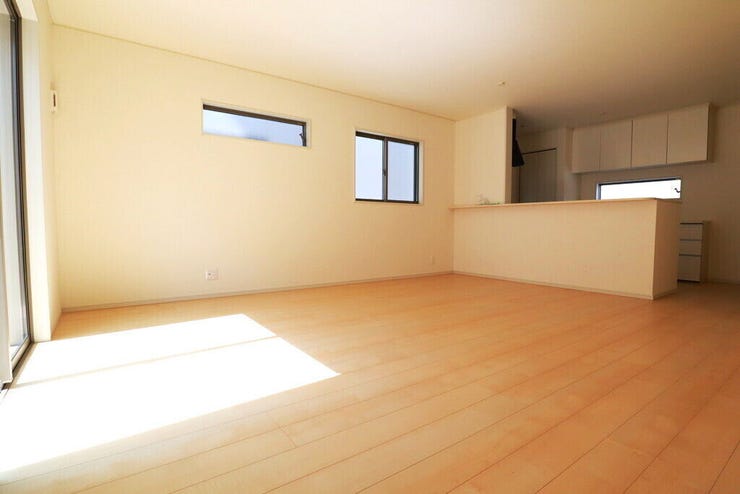 リビング 同仕様 
明るく開放的な広々リビング♪
一家団欒の時間が増えそうです♪