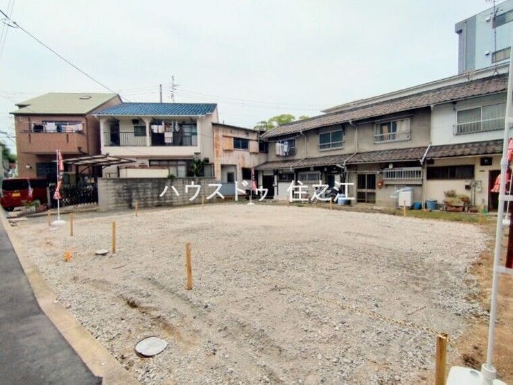 ★前面道路を含む現地写真