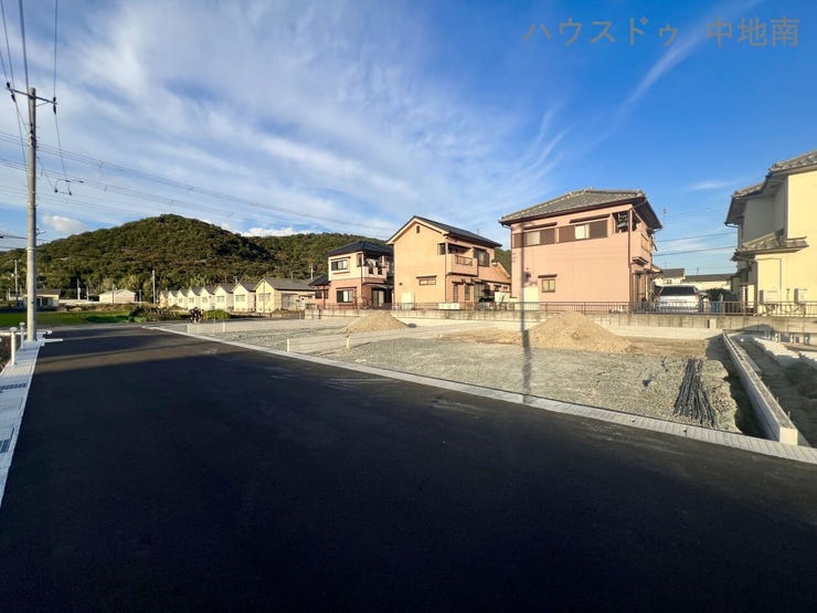 1.「借りられる金額 ≠ 返せる金額」 ハウスドゥ中地南店ではライフプランシミュレーションで安心して購入できる資金計画をご提案させて頂きます。