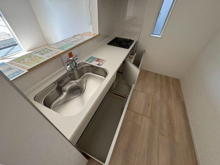 充実したキッチン収納