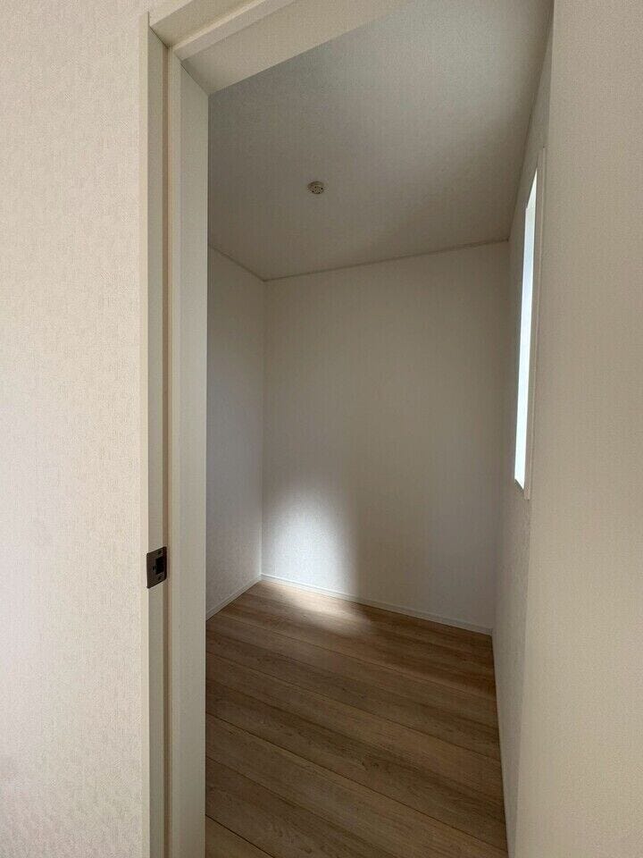 2帖のサービスルーム