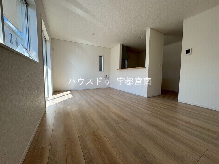 シンプルなデザインで、どんな家具もなじみます。