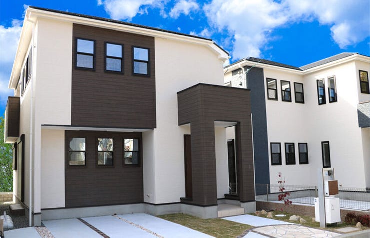 雨で汚れを浮かして洗い流す!クリーニング機能付きサイディングを採用