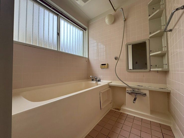 大きな窓で換気もばっちり◎