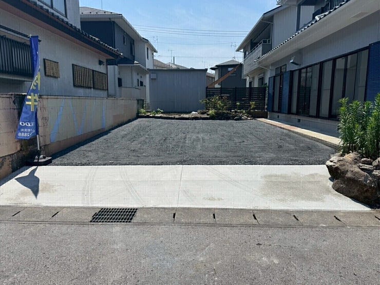 現地写真:駐車場【外観】並列2台も楽々♪