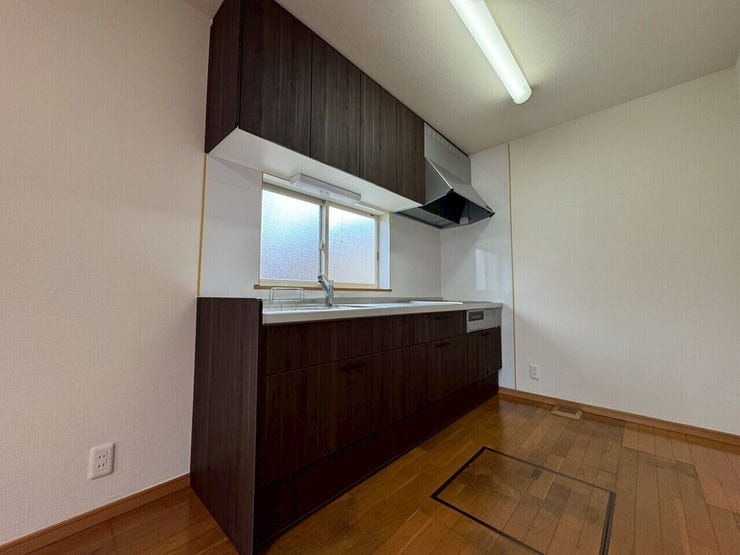 キッチンは新品です。
窓が付いていて、換気もしっかりできます◎