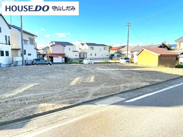 【駐車2台可能】車を2台所有している方には嬉しい、駐車スペースがしっかり確保された物件。来客時にも余裕を持って駐車できるため、家族や友人との時間ももっと楽しくなります。暮らしにゆとりが生まれますね。