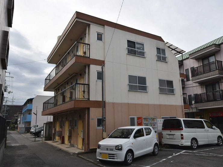 外観を北東側より撮影