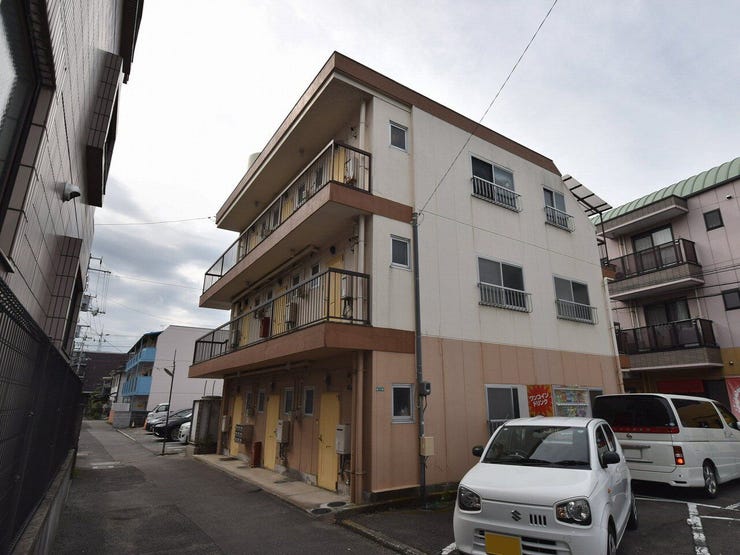 外観を北東側より撮影