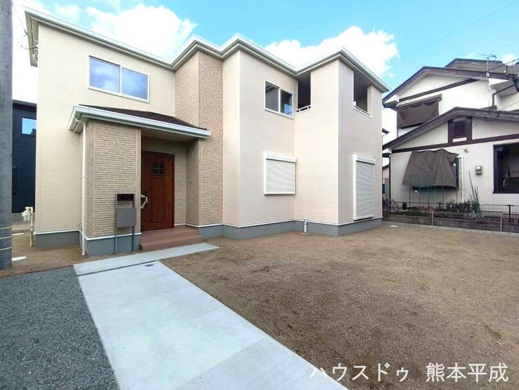 目を引く個性的なステキな外観☆彡