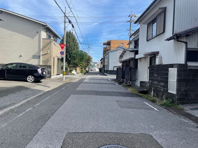 北側道路 西から東方向