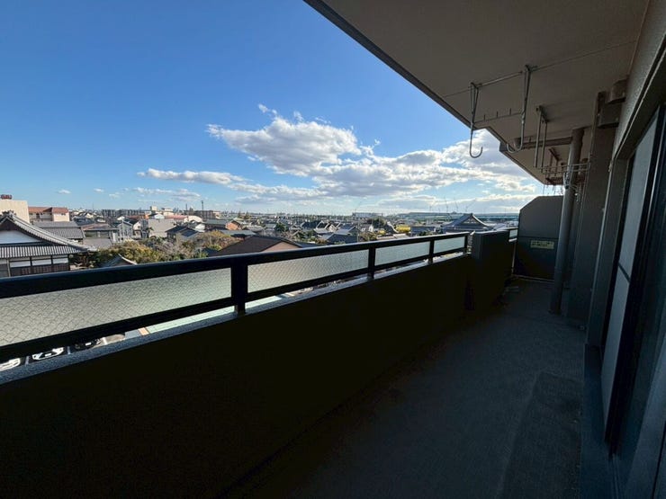 ◆5階からの眺望は前面棟もなく、陽当たり良好☆お洗濯物もたっぷり干せますね☆