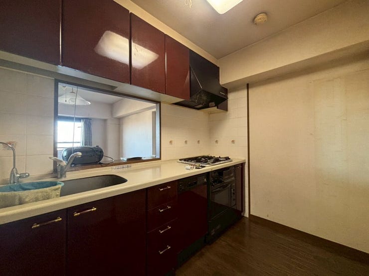 ◆人気の対面キッチンは収納力もたっぷり。お料理をいながら家族との会話を楽しめます。