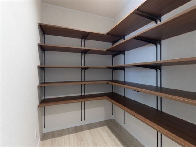 棚が完備され整理しやすくなっています
(2025年12月7日)