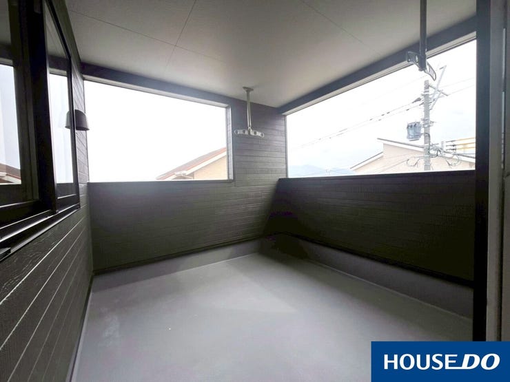 【バルコニー】