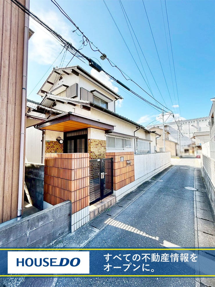 【外観】
【閑静な住宅街】八幡西区本城東の中古戸建♪本城小・中学校♪システムキッチン♪♪※セットバック必要