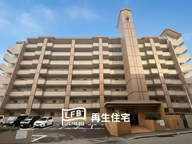 【外観】
堂々とした佇まいと、管理の行き届いた清潔感のある外観が魅力。