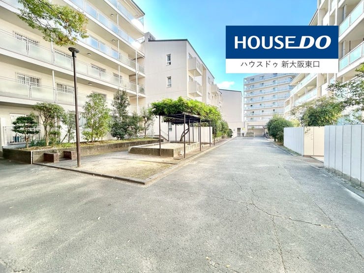 リフォーム11月末完成予定
リフォーム中ですが、室内案内できます。
リフォームが終わるとすぐに無くなってしまいますので、ぜひリフォーム中にご内覧下さい。