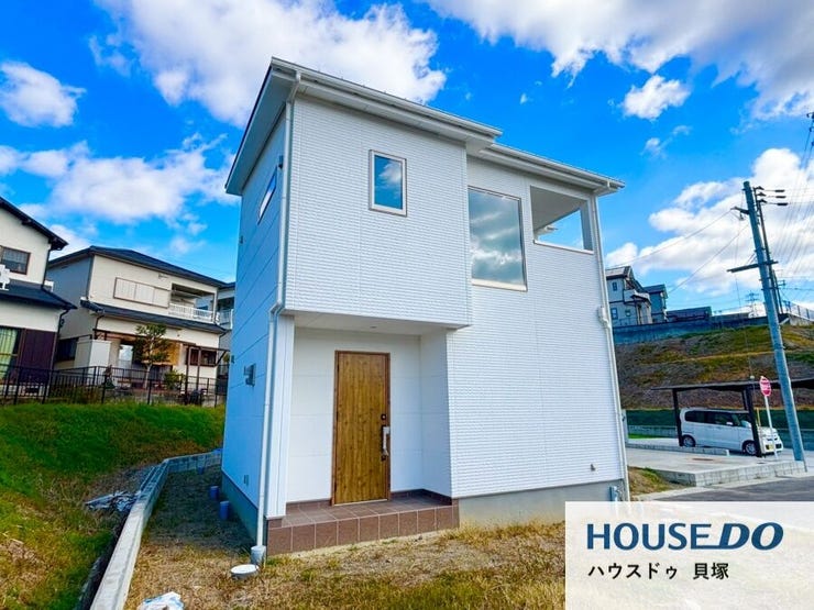 住宅地のため周辺は車の通行量も少なく、通期・登園・通学・ショッピングなど日々の往来も快適です。