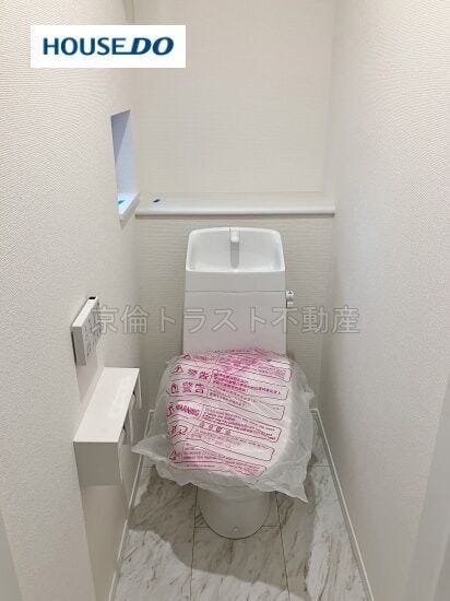 2階トイレ ご家族で使いたい時間が重なっても安心ですね♪