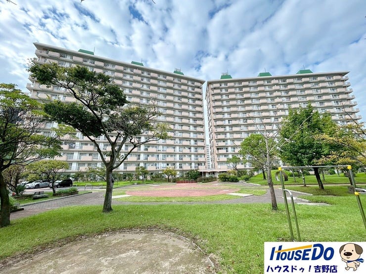 【外観】
令和7年9月全面リフォーム済。内覧可能です。お気軽にハウスドゥ吉野店へお問い合わせください。