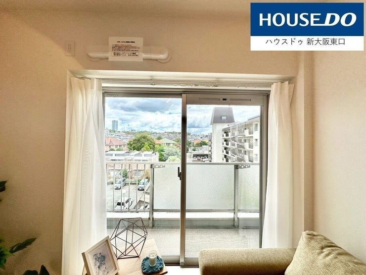 5.8帖洋室
大きなクローゼット付き、日当たり良好★