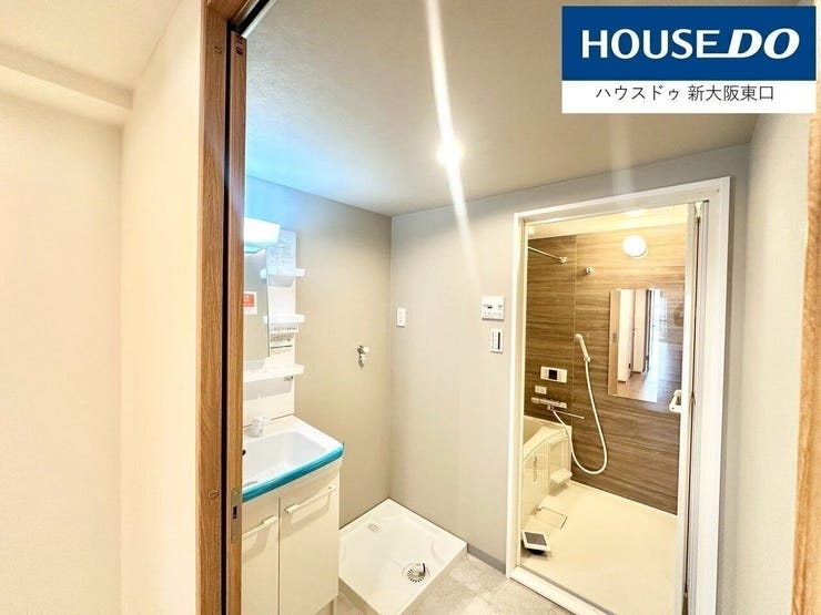 洗面スペースも余裕のある広さ。
水回りはすべて新設です。