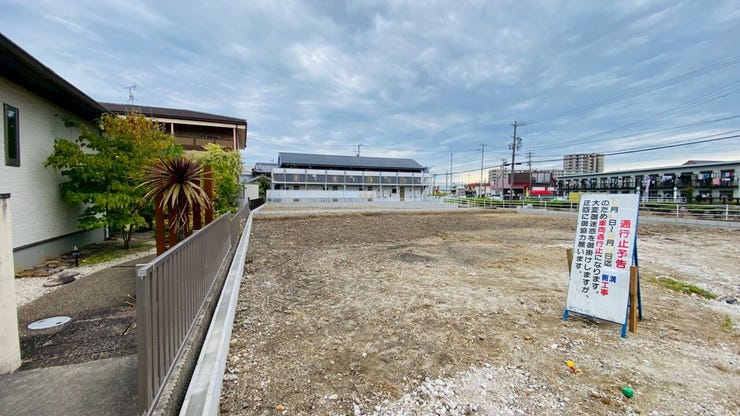 実は完成前の物件に限り、オプションが付けられる場合があります!タイミングや物件によっても異なりますので、詳しい内容が知りたい方はお問い合わせください!