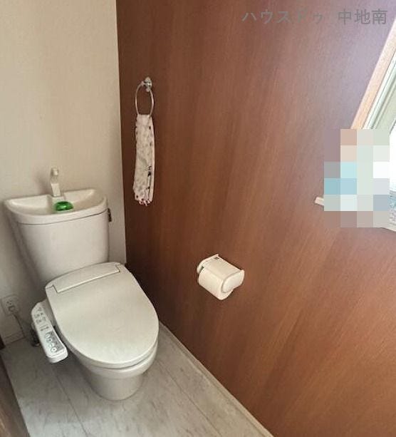 温水洗浄便座付きトイレ♪