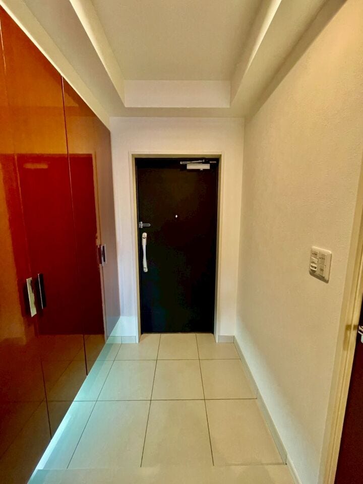 玄関は段差が低めの設計になっているため、小さなお子様やご高齢の方でも安心してご利用いただけます♪