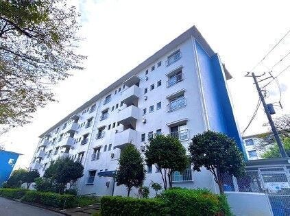 【外観】
「新座団地第三街区参号棟」5階建マンション、東武東上線「柳瀬川」駅より徒歩17分