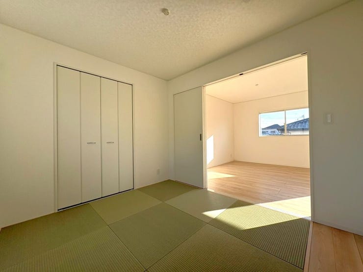 扉を閉めれば独立空間として使える柔軟性。