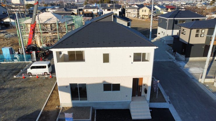 JR中央本線「竜王」駅 車約9分・徒歩約26分