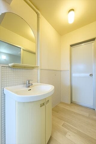 室内用洗濯機を配置できます。