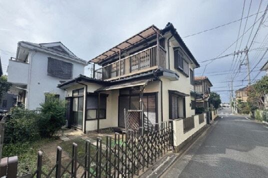 【外観】
所沢市向陽町にある中古戸建、西武新宿線「新所沢」駅より徒歩13分