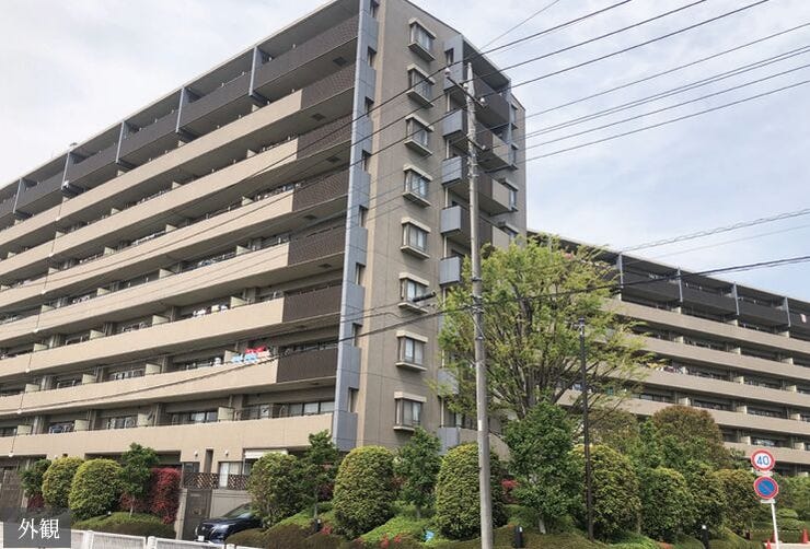 【外観】
「コスモ大宮春野ガーデンパークス」8階建てマンション、JR東北本線「東大宮」駅バス16分「東三番街」停歩3分の立地